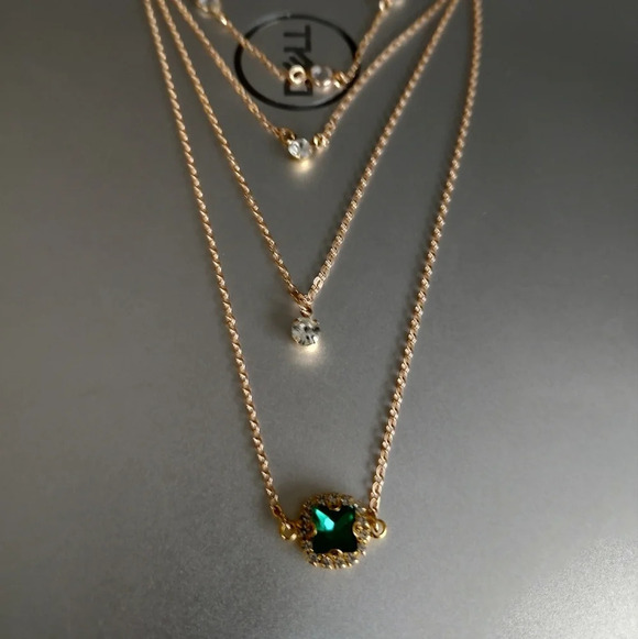 New Gold Color Crystal Pendant Necklaces For Women - Picture 2 of 7